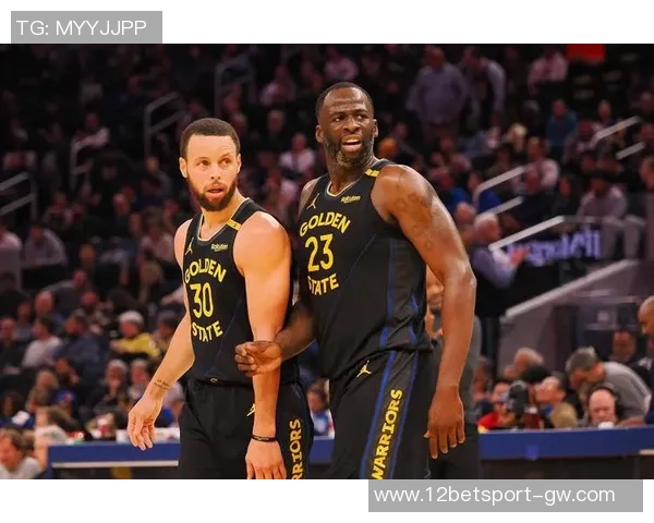 库里三分火力全开勇士官推发布最佳数据海报荣耀时刻再现